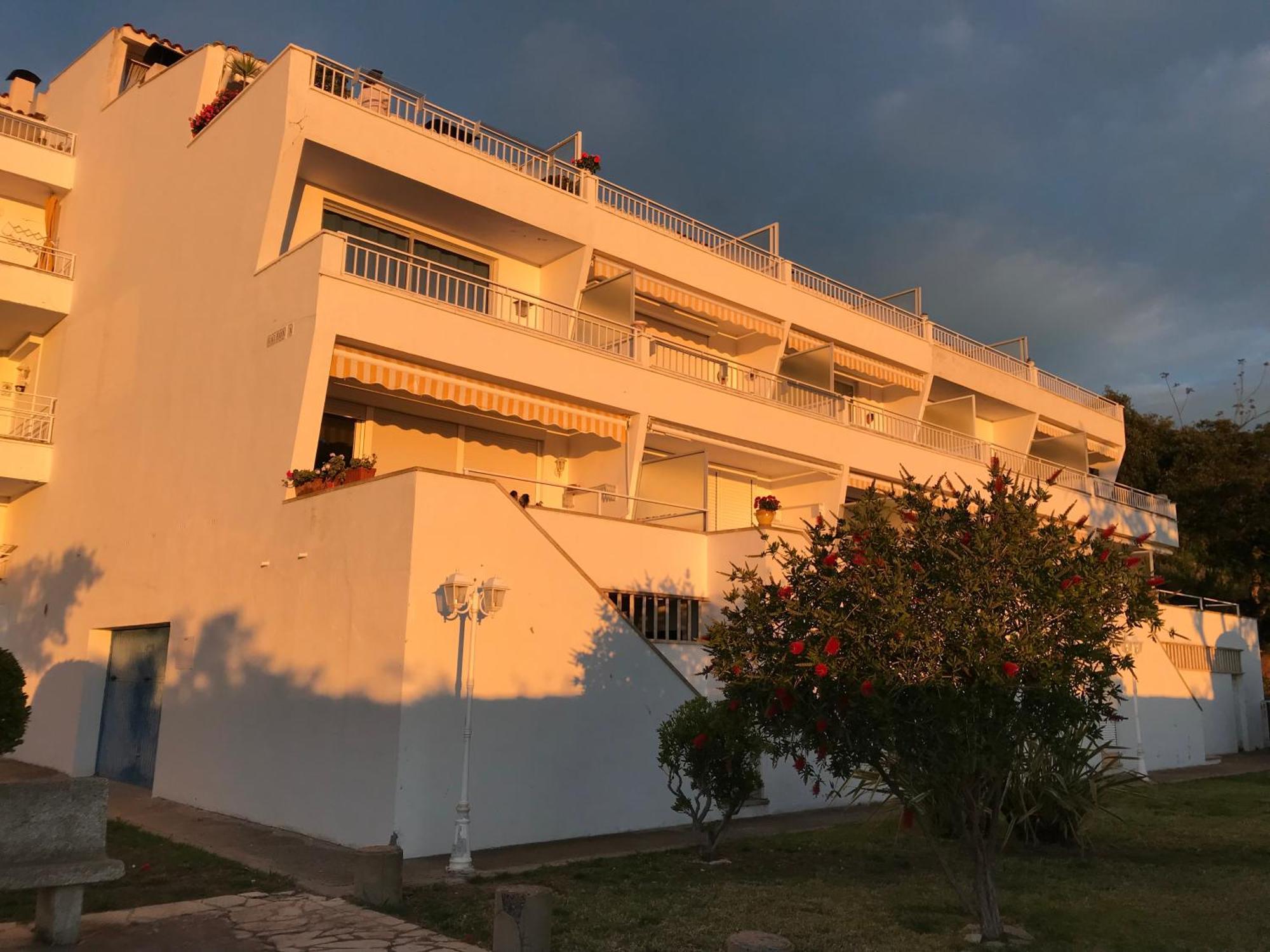 Apartamento Con Piscina - Tossa - Magnificas Vistas Al Mar Girona Dış mekan fotoğraf