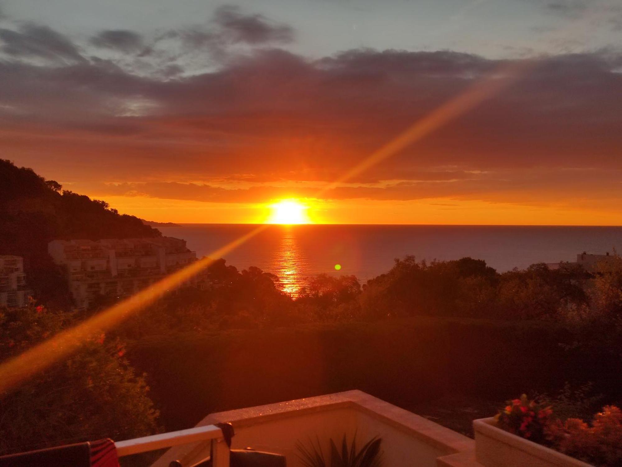 Apartamento Con Piscina - Tossa - Magnificas Vistas Al Mar Girona Dış mekan fotoğraf